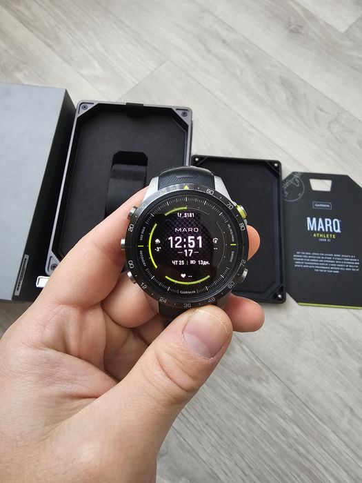 Garmin marq gen 2 athlete amoled sapphire titan