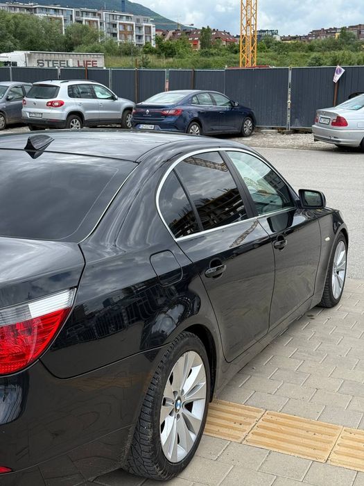 Продавам хубова Колата BMW e60 525