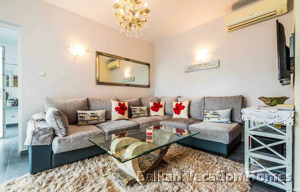 Продава се Къща в к.к. Албена - 185 кв.м за 1346 €/кв.м - Снимка #6