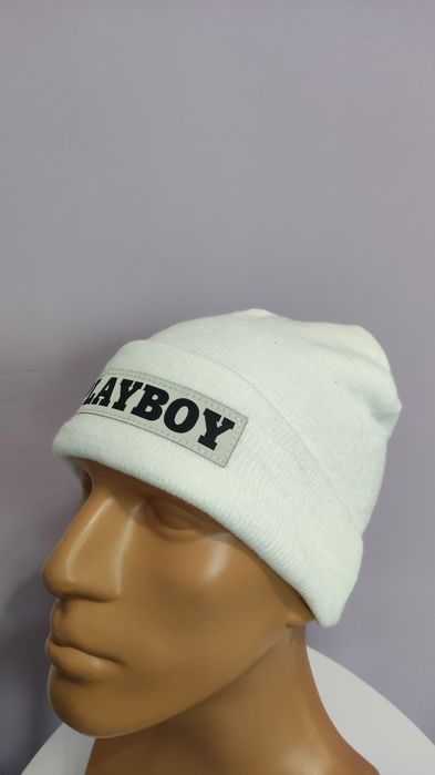 PLAYBOY Зимна шапка в отлично състояние