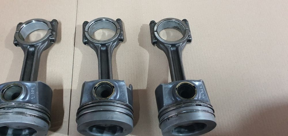 Piston cu biela 2.0 tdi cnh cnha CUN CUP DJA CRLB CKFC CRVA CRLD DFEA