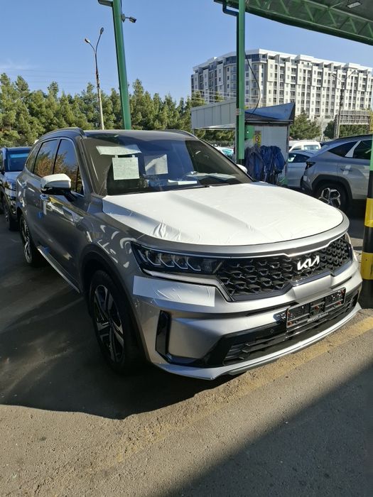 Kia Sorento  2023yil. Probeg 14500 km  Holati idealni