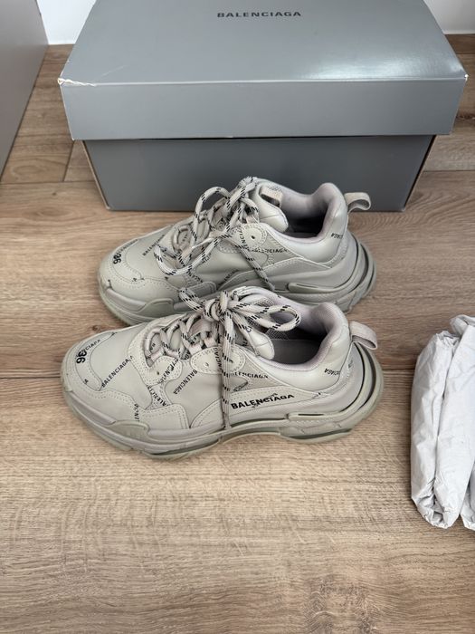 Маратонки Balenciaga Triple S