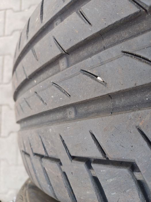 Гуми 235/55/18 Континентал