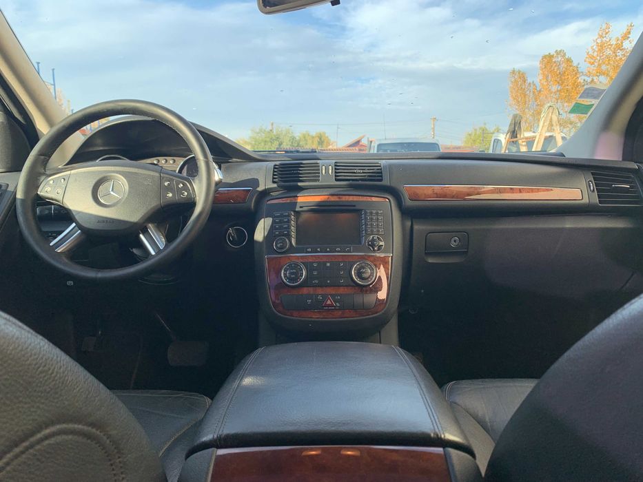 Dezmebrez Mercedes R320CDI /BARA/FARURI/CAPOTA/aripa/oglinda/stop