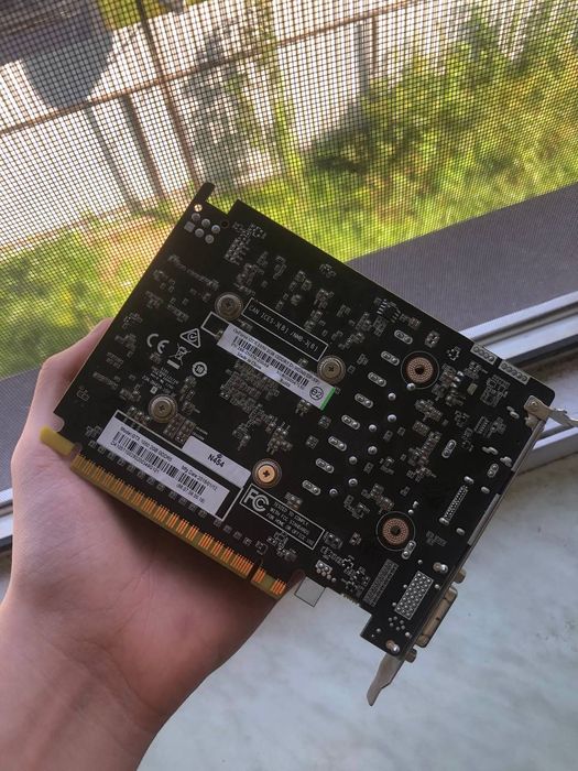 Продам видеокарту Nvidia 1050 2gb
