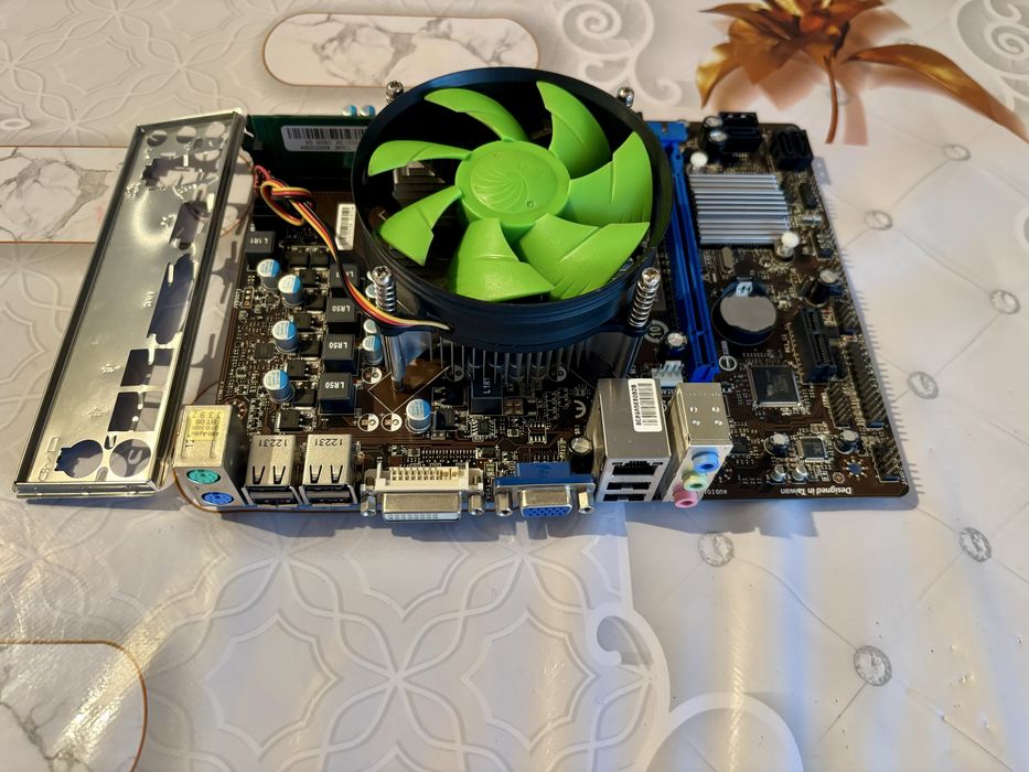 Продам комплект H61 DDR3