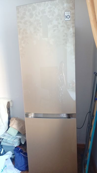 Продам холодильник