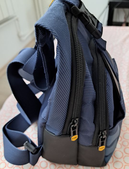 Мъжка чанта за през рамо