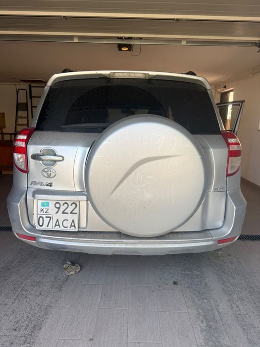Rav4 3 поколение 2011 год