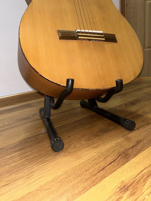 Акустическая гитара Yamaha