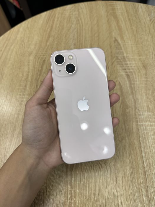 Iphone 13 розовый