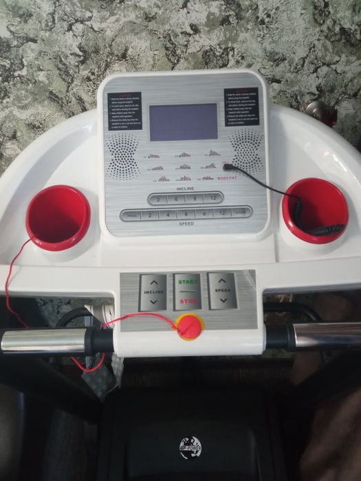 Продам беговую дорожку