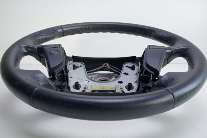 Volan  piele in 4 spite cu comenzi și pilot automat TRW 1555DE Toyot