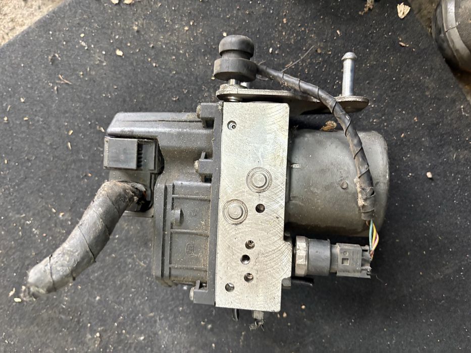 Vw phaeton 3.0tdi 2005 година Abs Абс помпа