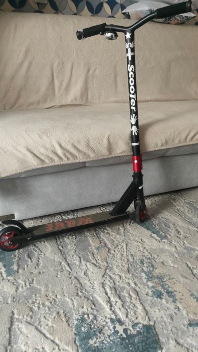 Продаётся трюковой самокат