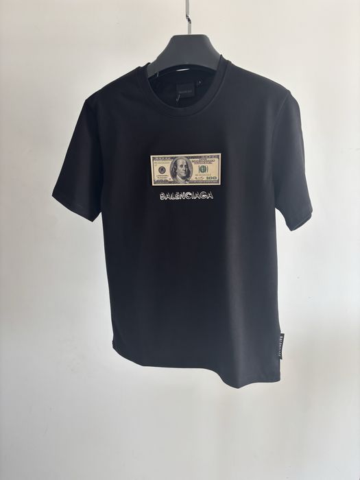 Tricouri barbat modele noi