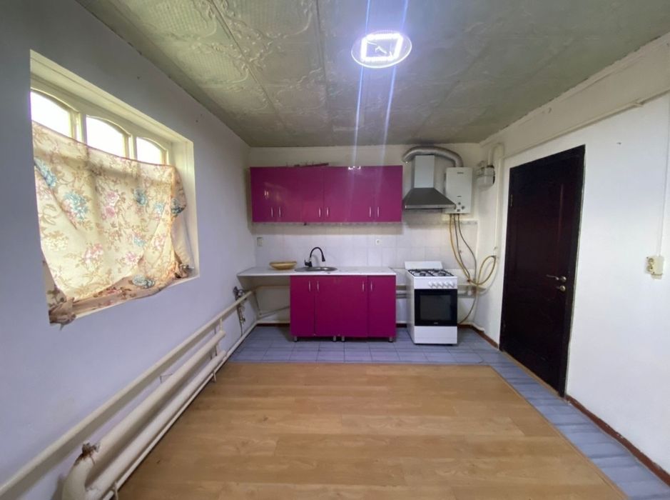Срочно 3 бөлмелі үй сатылады