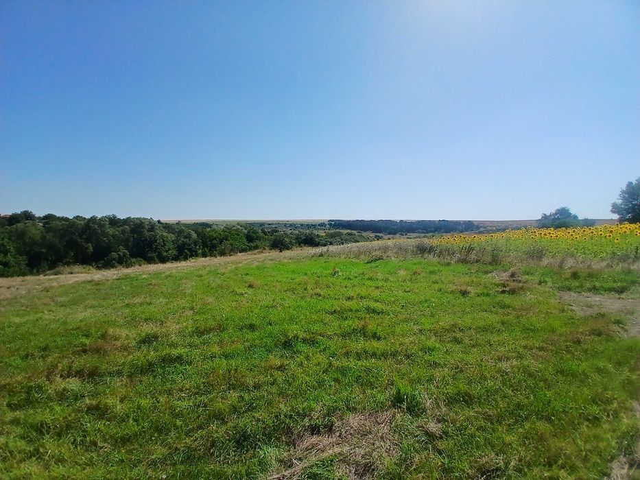 Продава се имот идеален за енергийно независим проект (Off - Grid ).