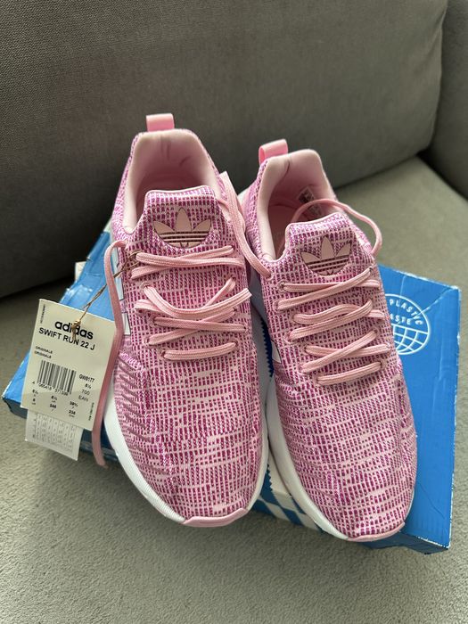 Adidas маратонки/ 38 размер