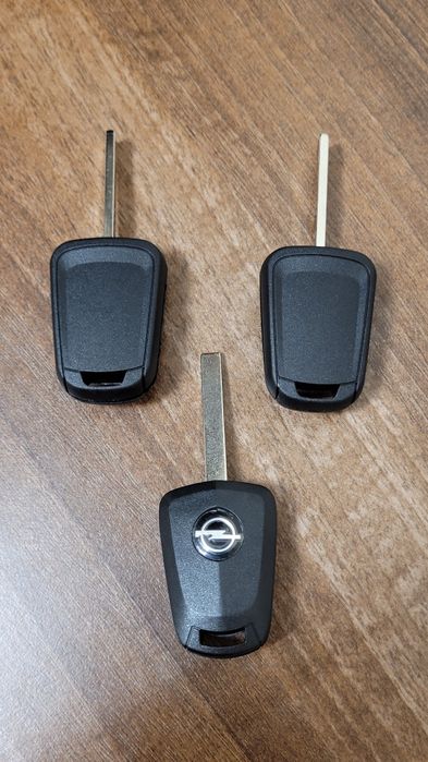 Carcasa cheie Opel cu 2 si 3 butoane fixa, 2010 +