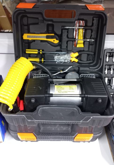 Насос, зарядка для автомобилей