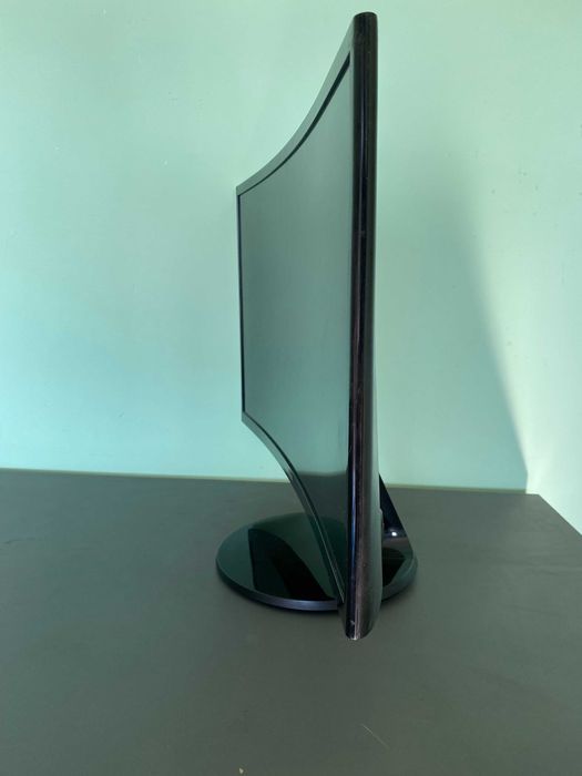 Монитор Samsung C24F390F Curved 23.5 inch LED