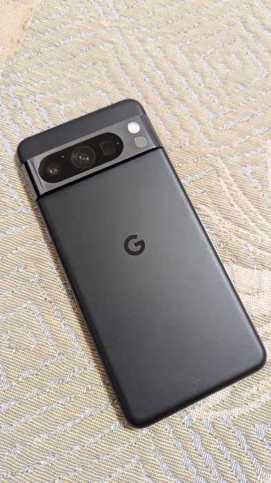 Смартфон Google Pixel 8 Pro