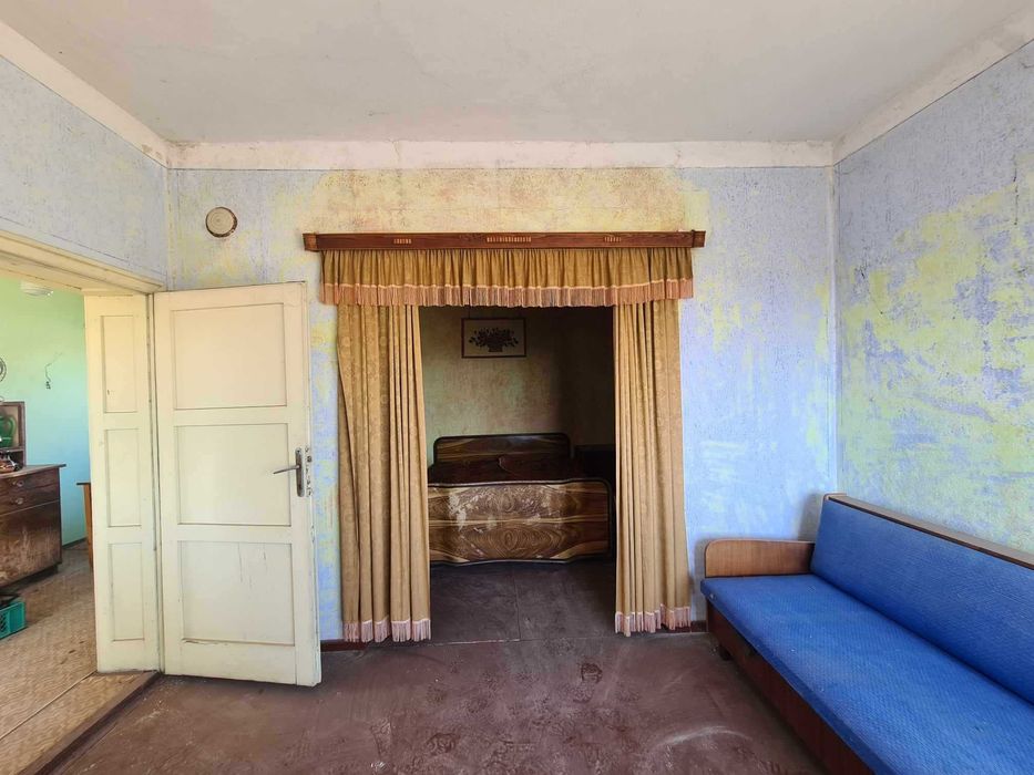 Продава се Къща в с. Крепост, Област Хасково - 330 кв.м за 186 €/кв.м - Снимка #13