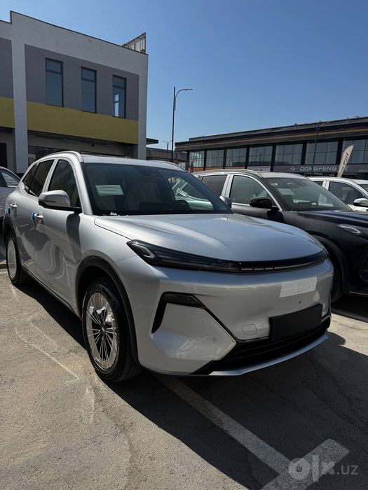 Geely ex5 em-i 0% RASROCHKA