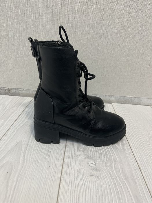 Продам демисезоннаую обувь