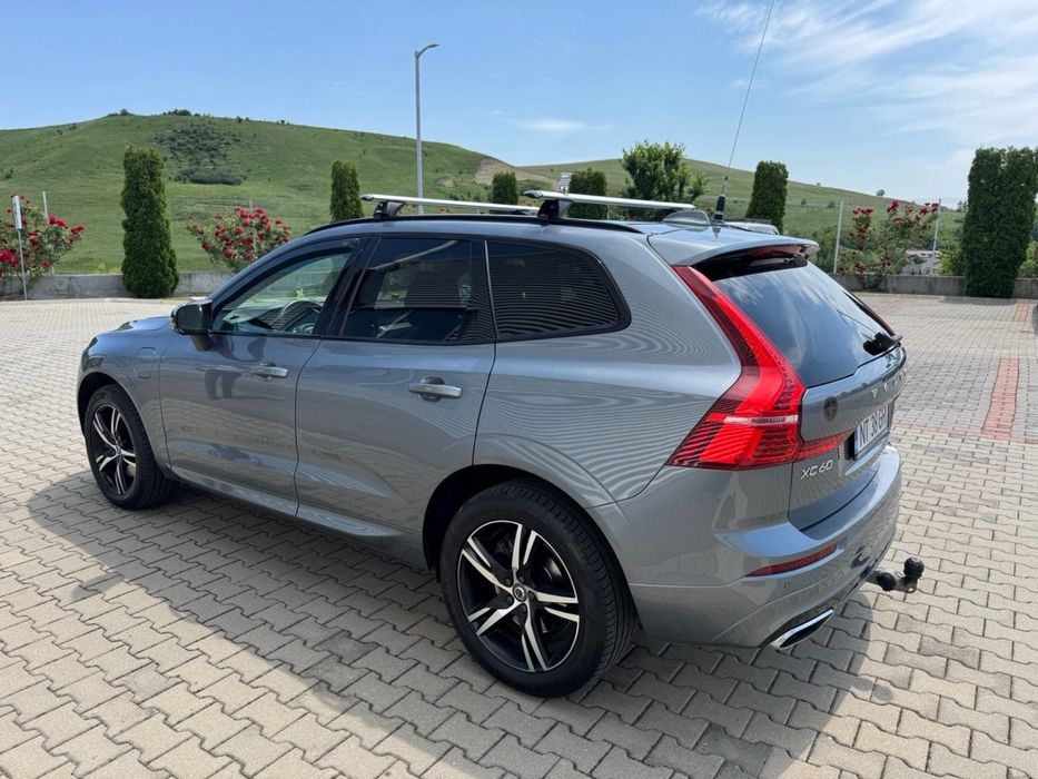Vând Volvo XC60 T8 AWD Plug-In Hybrid 2020