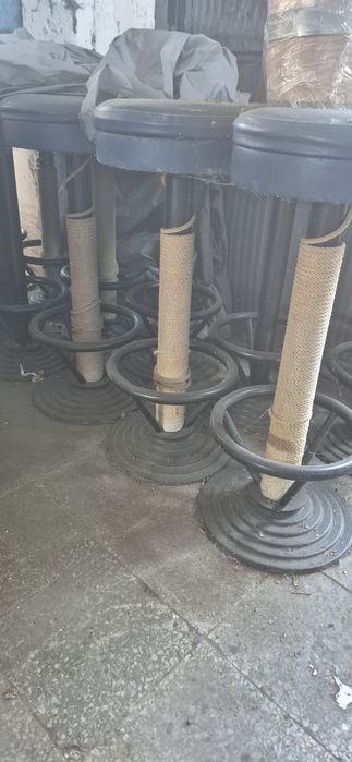 Бар столове железни