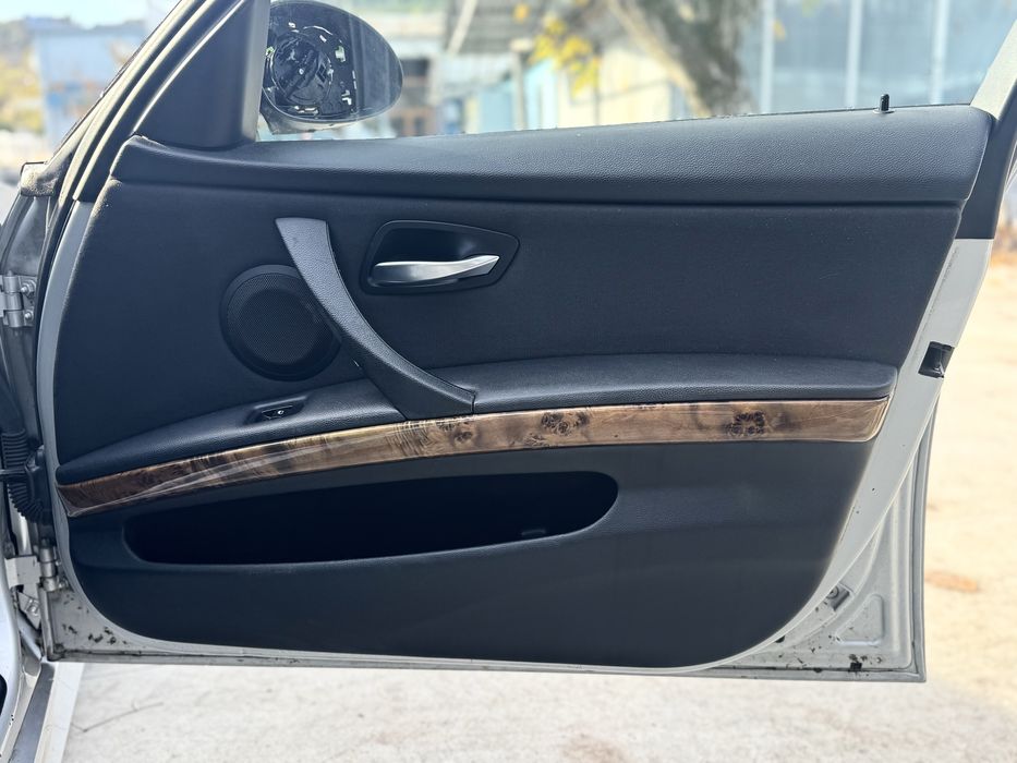 Перфектен салон за bmw 3та серия Е90 седан