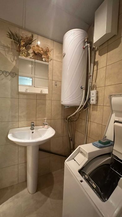 Дава се под наем Двустаен апартамент в Карлово - 64 кв.м за 300.9 € - Снимка #12