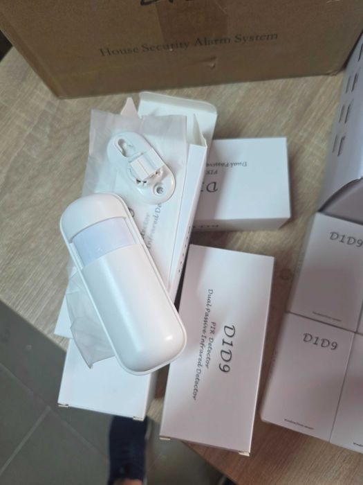 Sistem de alarma wireless GSM pentru acasa, antiefractie pentru securitatea casei