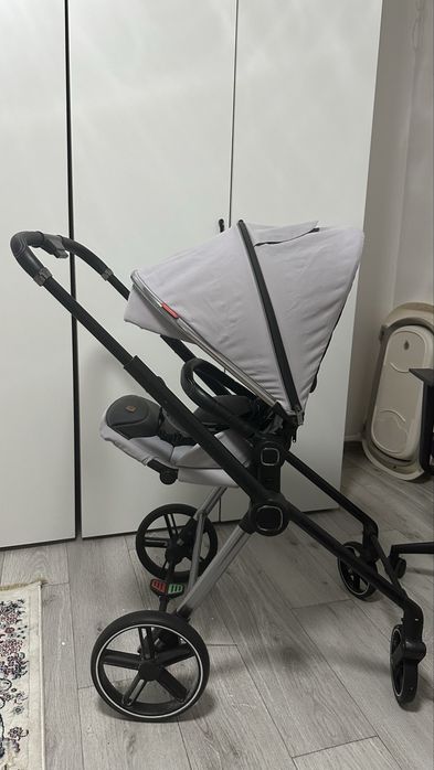 Коляска б/у сатылады