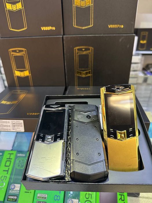 Nokia 235, 3210, Barbie Nokia 2660, Vertu 888 pro, Zip 909, Yengi tela