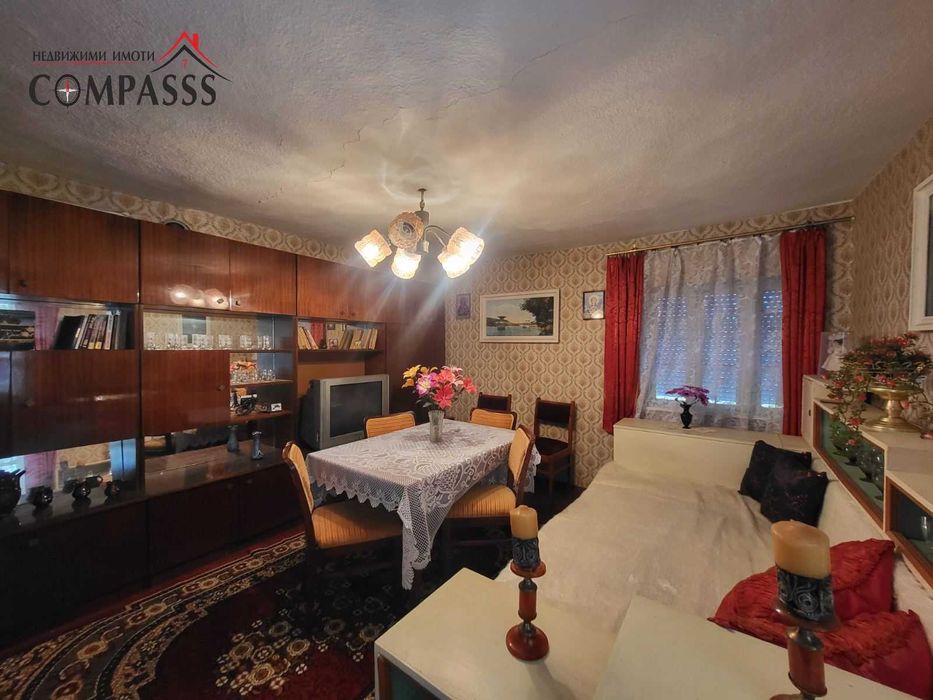 село Змеево, Общ. Балчик, къща с двор – 37000евро!