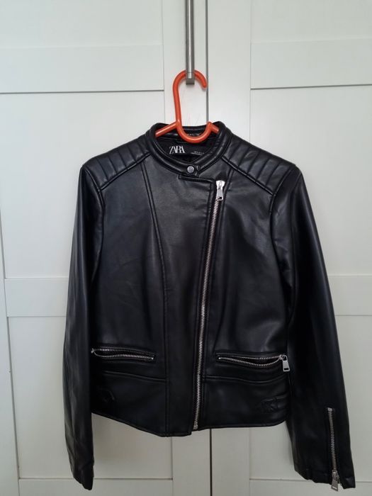 Женская кожаная куртка