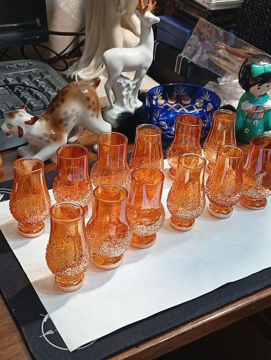 Сувениры статуэтки из стекла