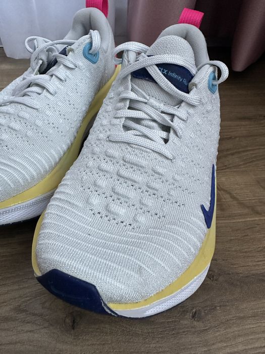 Дамски обувки на Nike