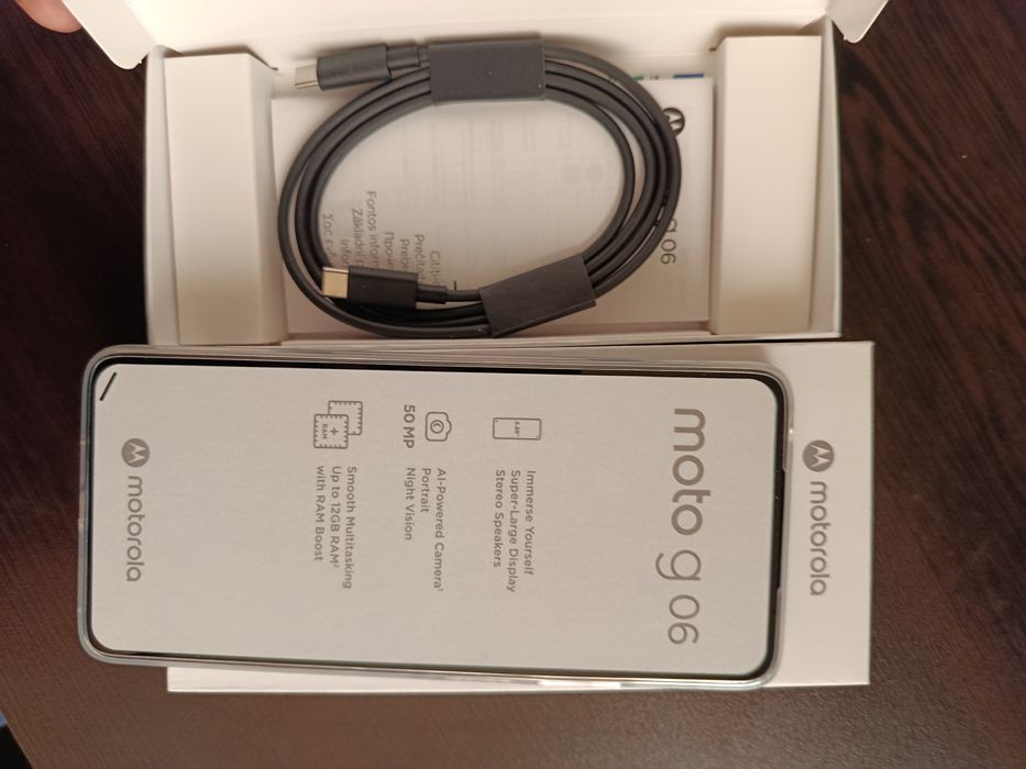 Motorola G06 нов