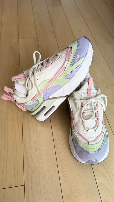 NIKE Спортни обувки Air Max 270