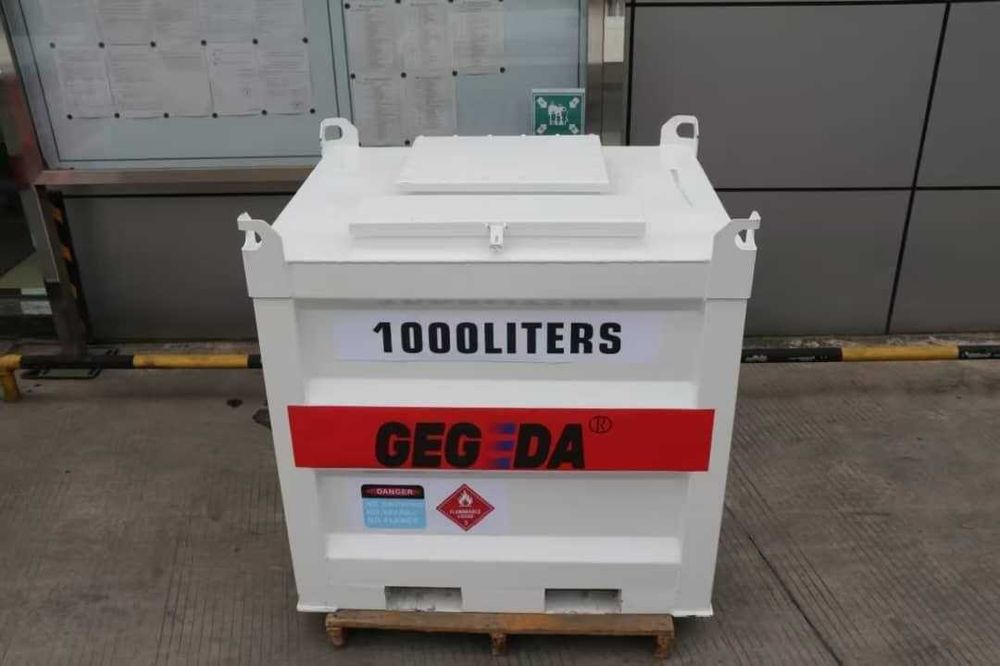 Конистры ЕМКОСТЬ 2-1 тонны ДЛЯ БЕНЗИНА и ДТ