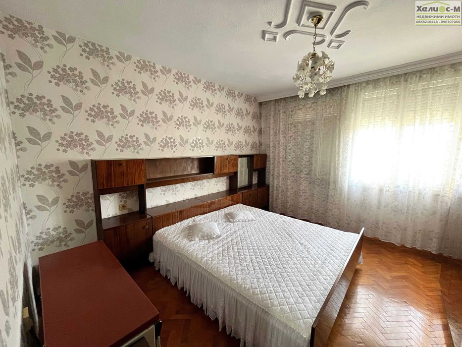Апартамент с три спални, 116 кв.м., Живовски квартал, гр.Монтана
