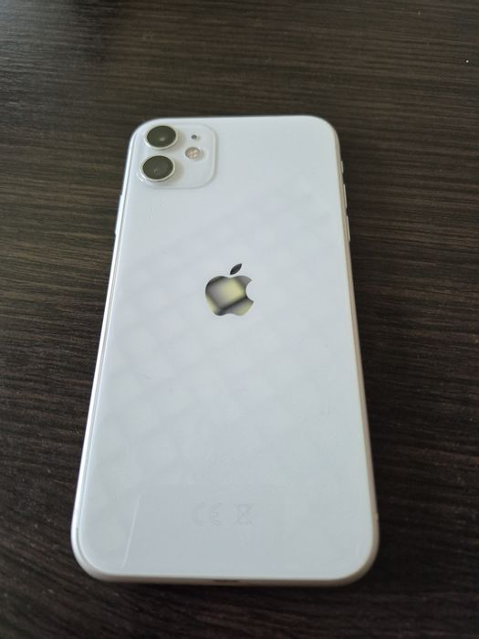 Продам iPhone 11