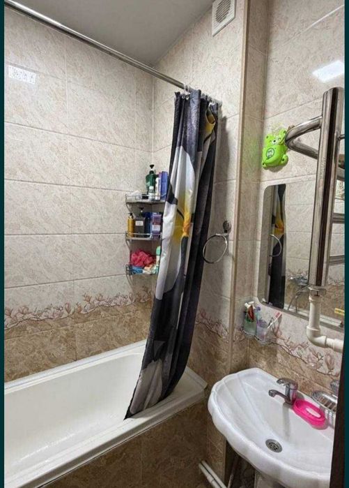 Юнусабад 4кв Аренда 4комн 3 этаж