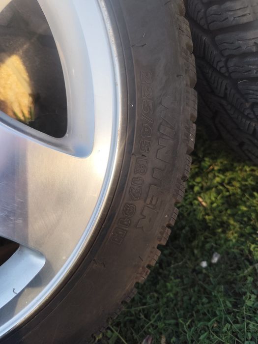 Гуми с джанти 17