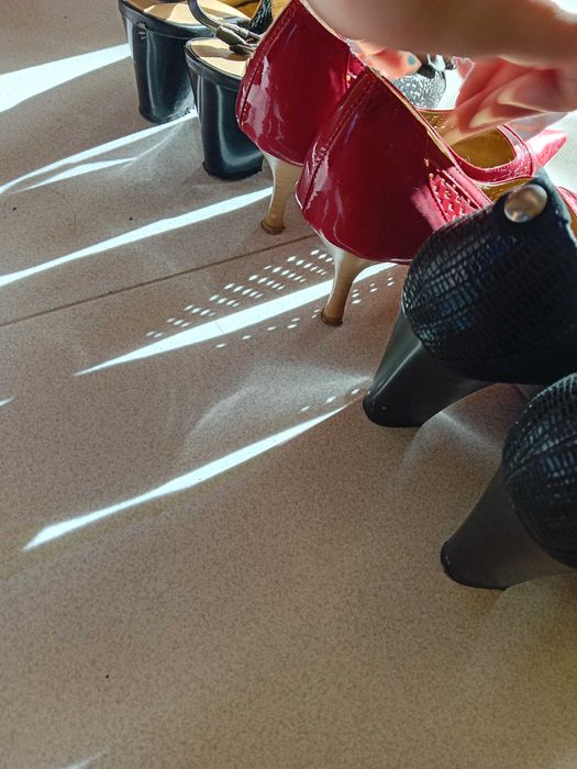 Нови дамски обувки